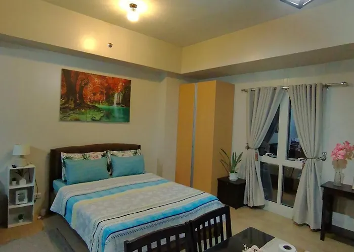 Roomy Condotel Across Naia Terminal 3